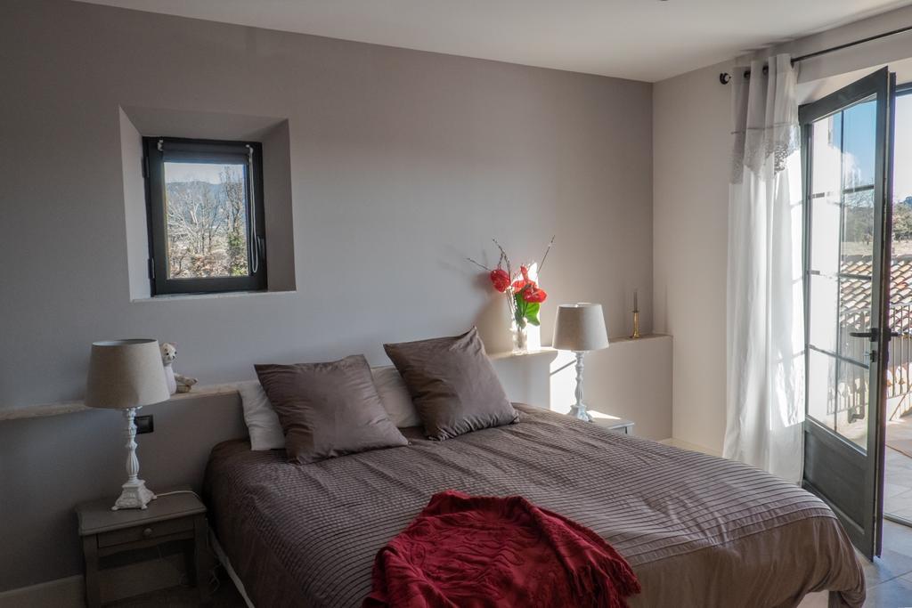 Bastide Saint Maurin Couette-café Ansouis